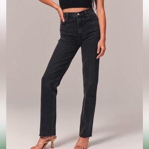 Abercrombie The 90’s Straight Ultra High Rise Black Jeans